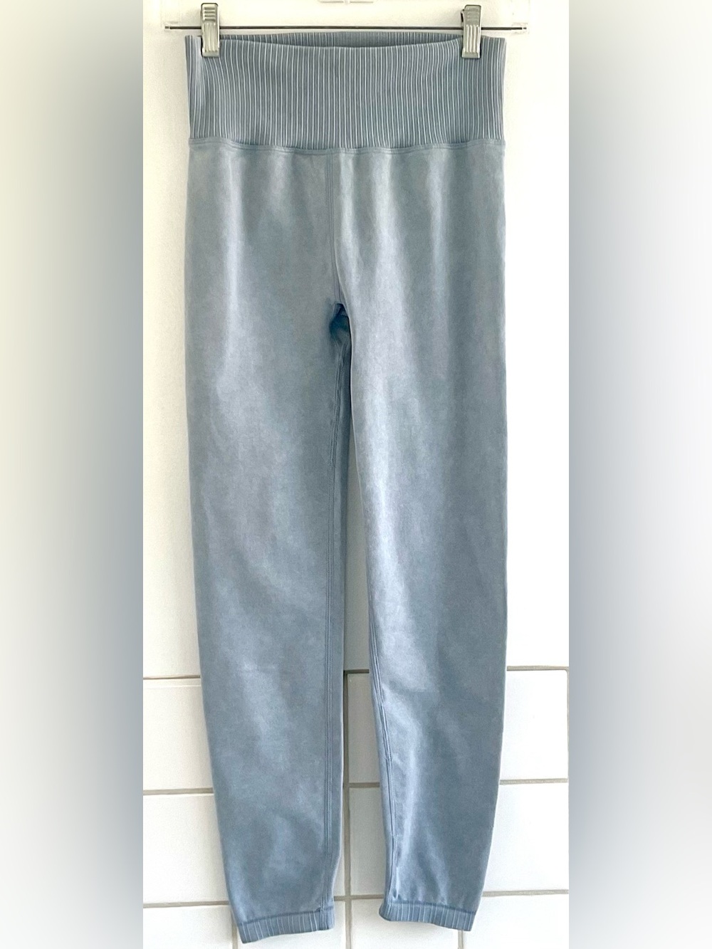 High-Waist Ribbed-Waist Leggings/Jogger in Soft Blue Sz: M